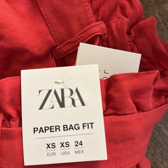 NWT ZARA || RED PAPER BAG SHORTS || SIZE S - Picture 7 of 12